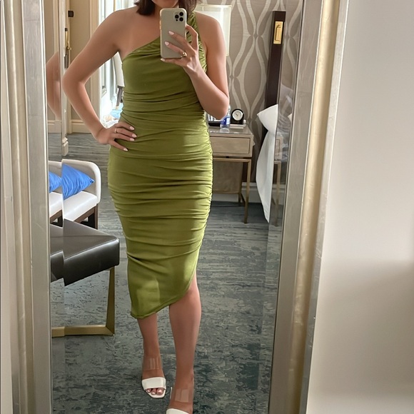 XS Green "The Goddess" Lioness Princess Polly Asymmetrical 90s Midi Dress - Picture 2 of 12